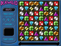 2007年休闲游戏杂志报告展示的发布前截图，图中为古早期UI。注意出自《钻石矿》的“技能等级”（Skill Level）和大号的宝石。